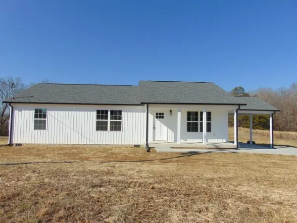 3969 Buffalo Rd Summertown, TN 38483