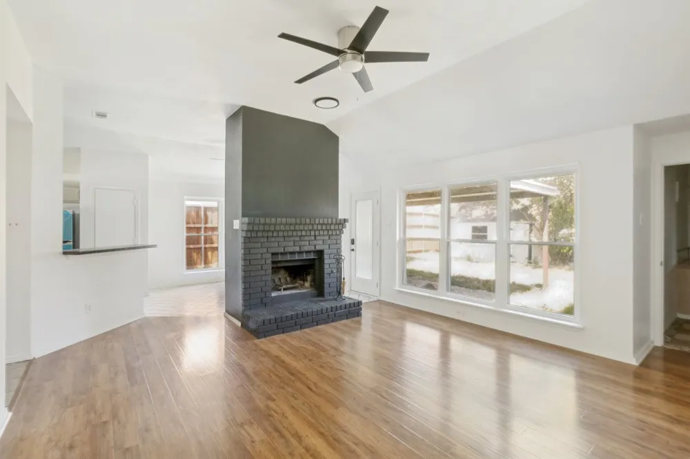 2218 Fuqua Road Rowlett, TX 75088