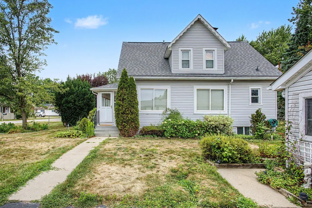 2901 Hartline Drive Rochester Hills, MI 48309