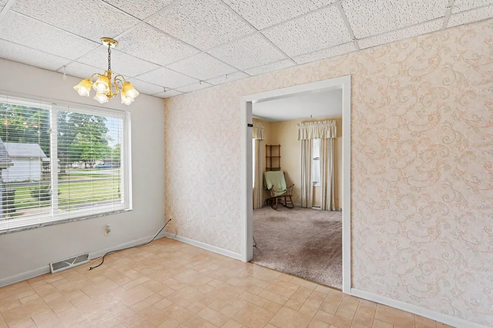 2901 Hartline Drive Rochester Hills, MI 48309
