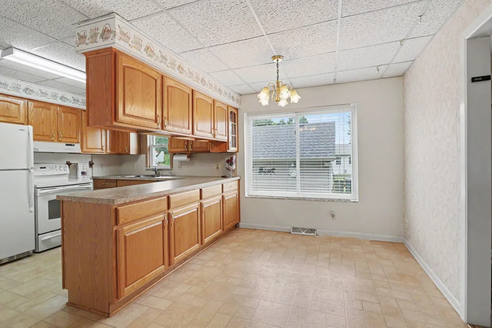 2901 Hartline Drive Rochester Hills, MI 48309