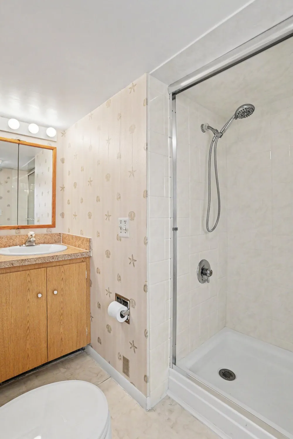 2901 Hartline Drive Rochester Hills, MI 48309