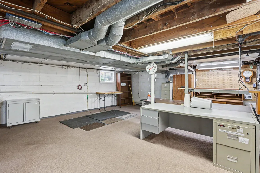 2901 Hartline Drive Rochester Hills, MI 48309