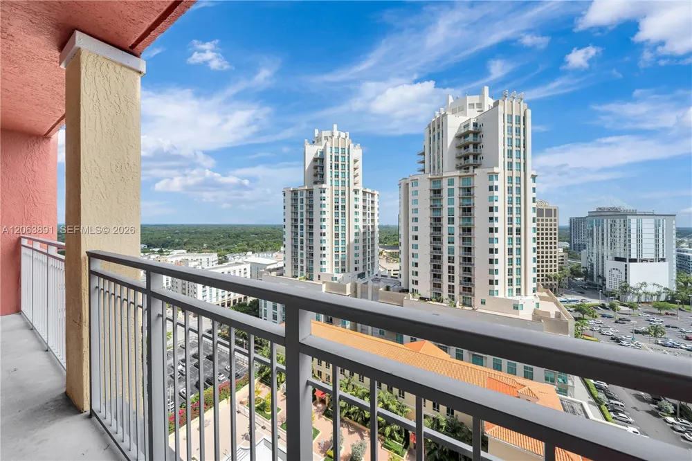 7350 SW 89th St #2008S Miami, FL 33156
