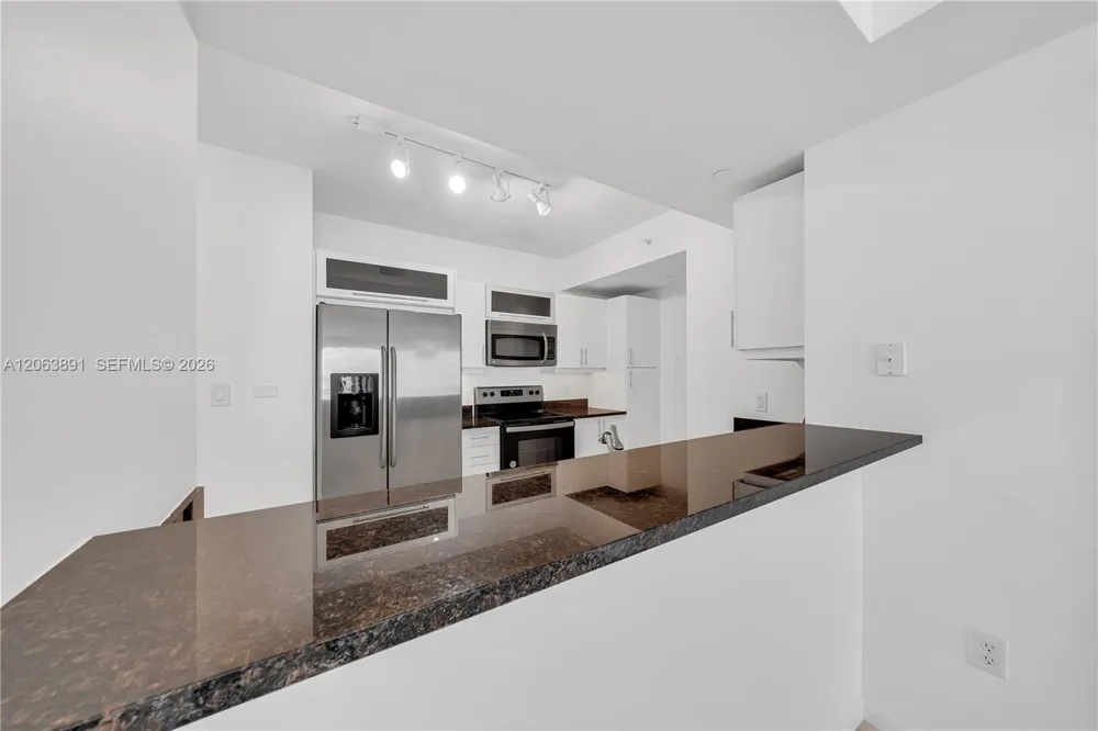 7350 SW 89th St #2008S Miami, FL 33156