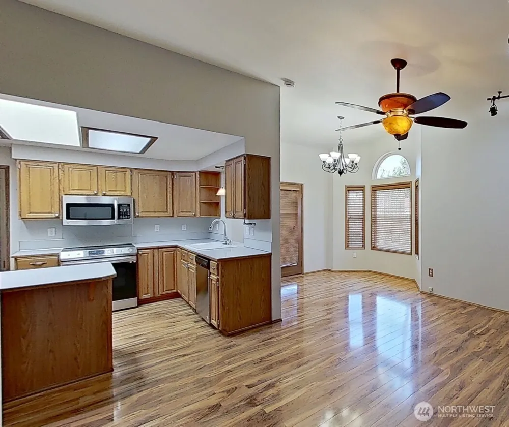 9544 Corvette Court Lacey, WA 98516