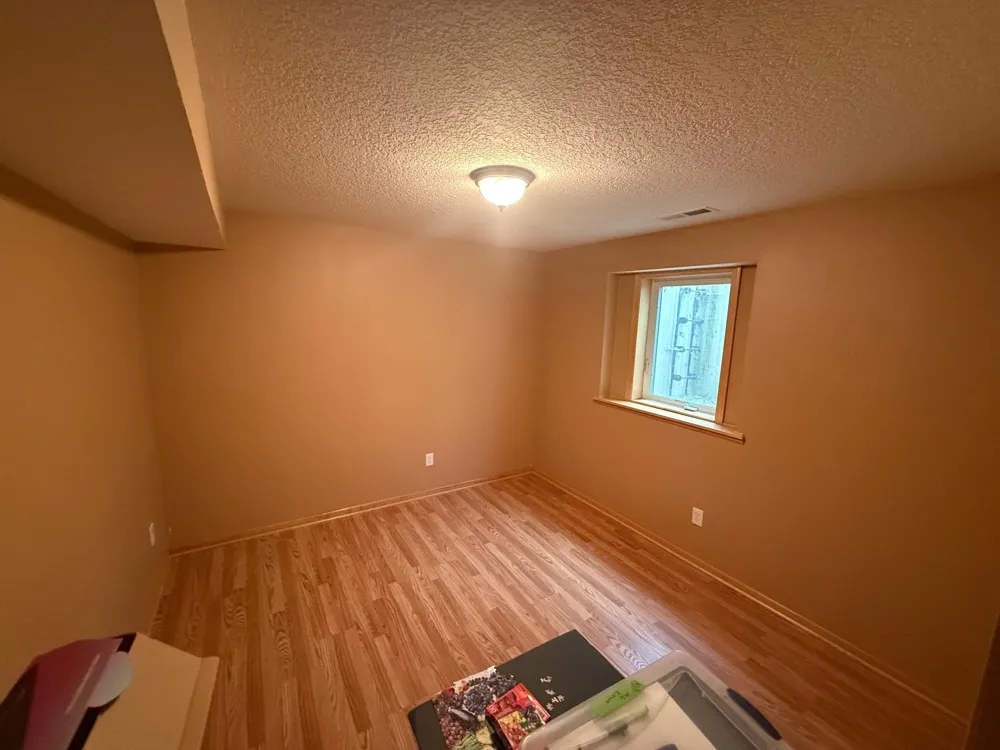 728 Newberry Lane Chaska, MN 55318