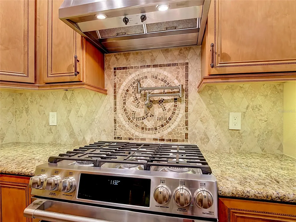 828 MORNING GLORY LANE Celebration, FL 34747