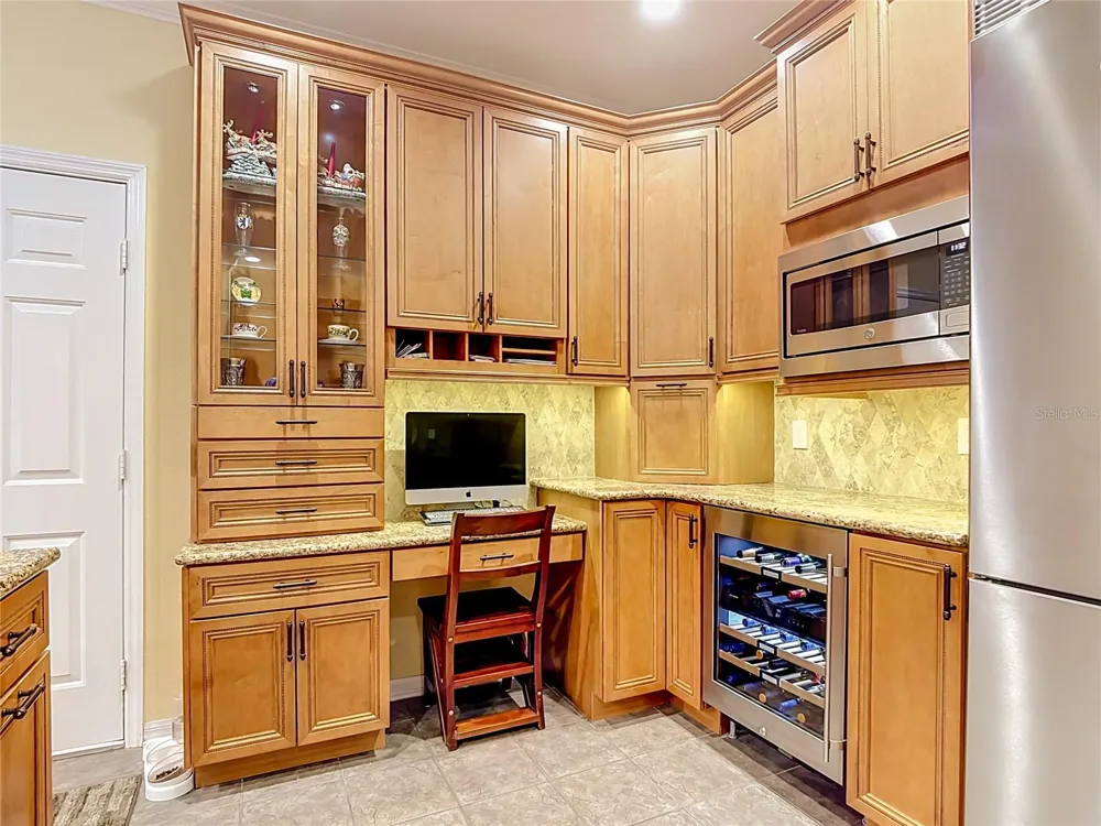 828 MORNING GLORY LANE Celebration, FL 34747