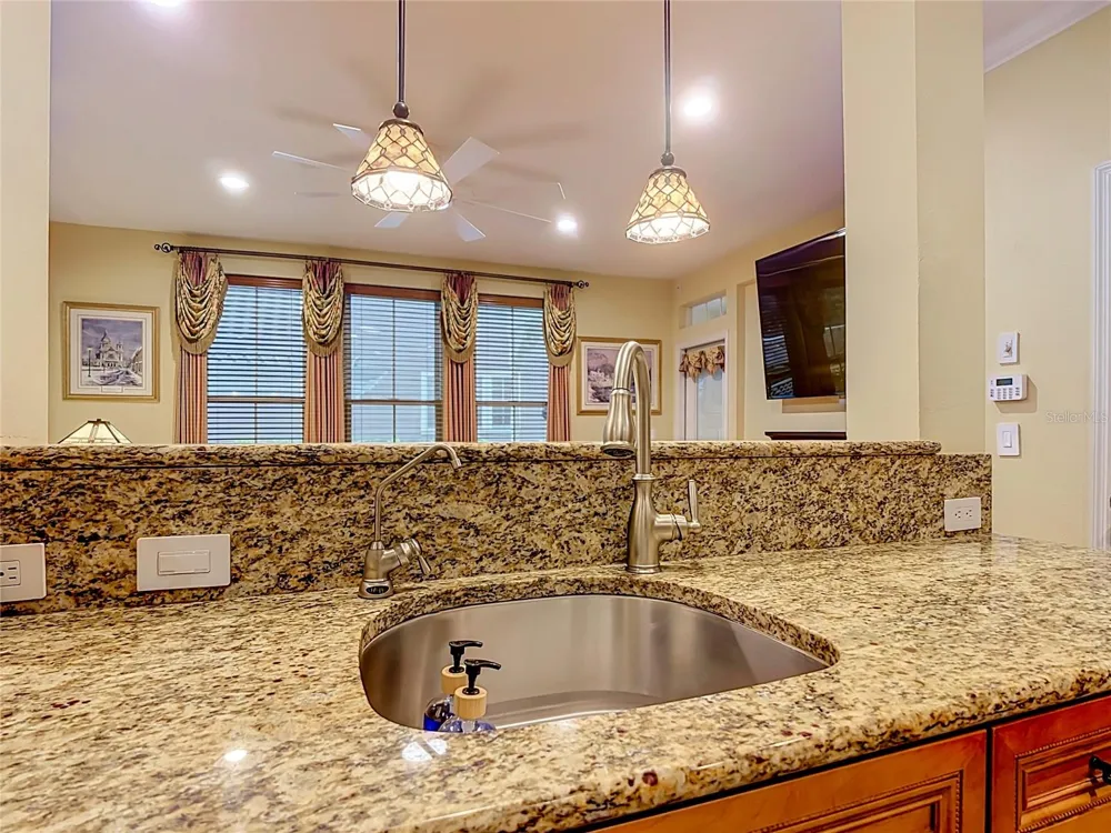 828 MORNING GLORY LANE Celebration, FL 34747