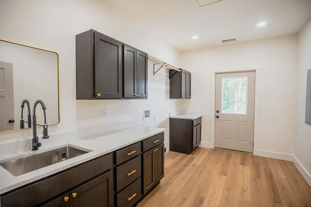 155 Mitchell ST Hohenwald, TN 38462