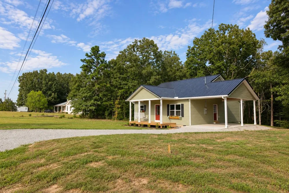 155 Mitchell ST Hohenwald, TN 38462