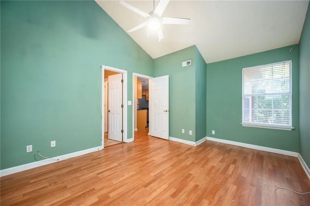 915 Wentworth Court Johns Creek, GA 30022