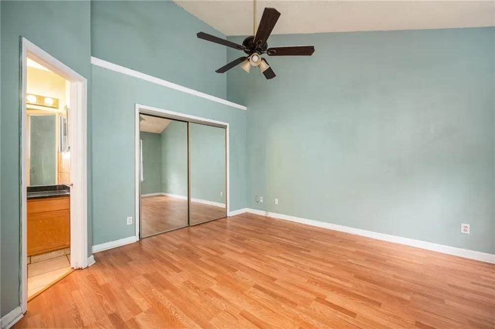 915 Wentworth Court Johns Creek, GA 30022