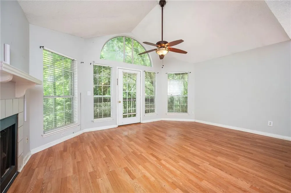 915 Wentworth Court Johns Creek, GA 30022