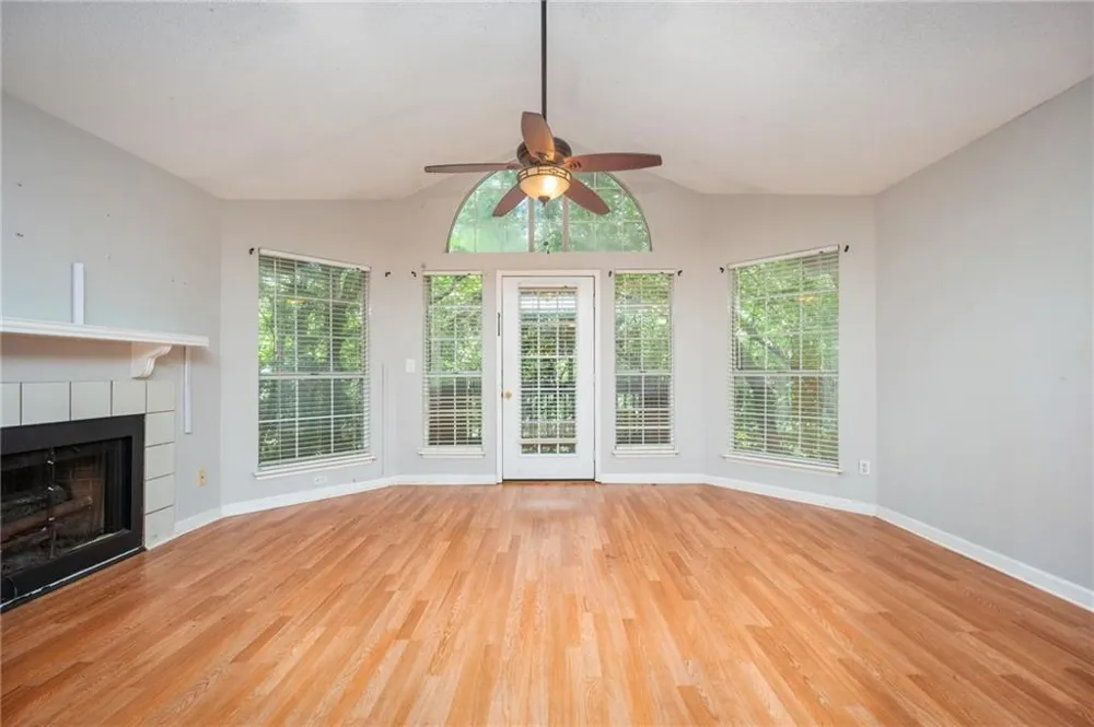 915 Wentworth Court Johns Creek, GA 30022