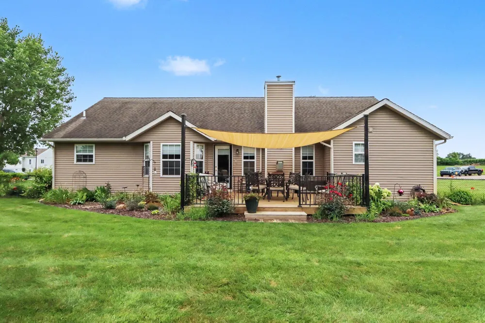 50203 Chardonnay Street Paw Paw, MI 49079