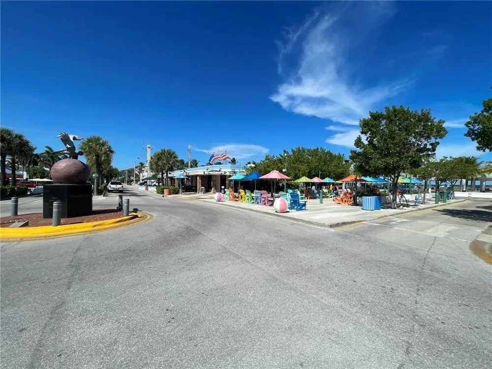 5200 Ocean Boulevard #310B Lauderdale By The Sea, FL 33308
