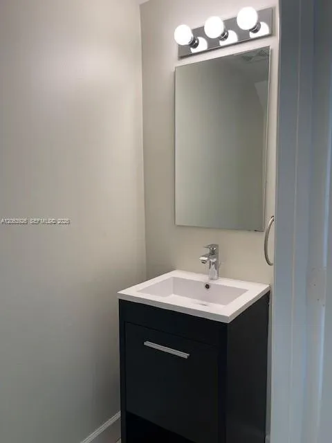 1448 Barcelona Way #1-23 Weston, FL 33327