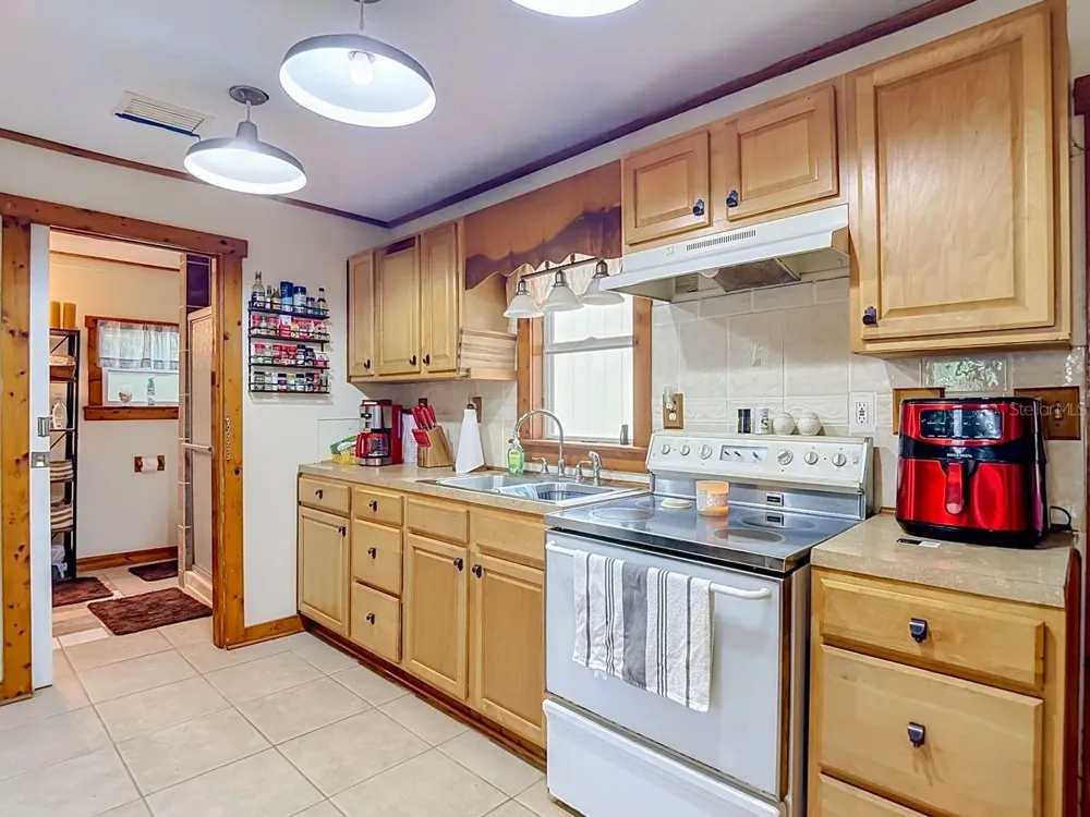 11705 MARY LOU DRIVE Hudson, FL 34669