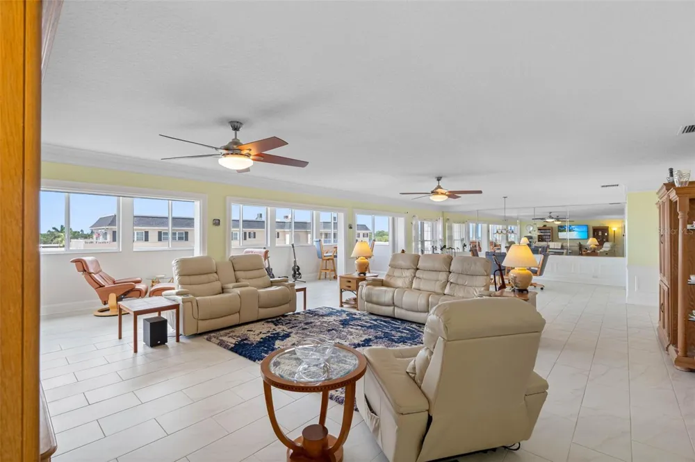 139 BLUFF VIEW DRIVE #407 Belleair Bluffs, FL 33770