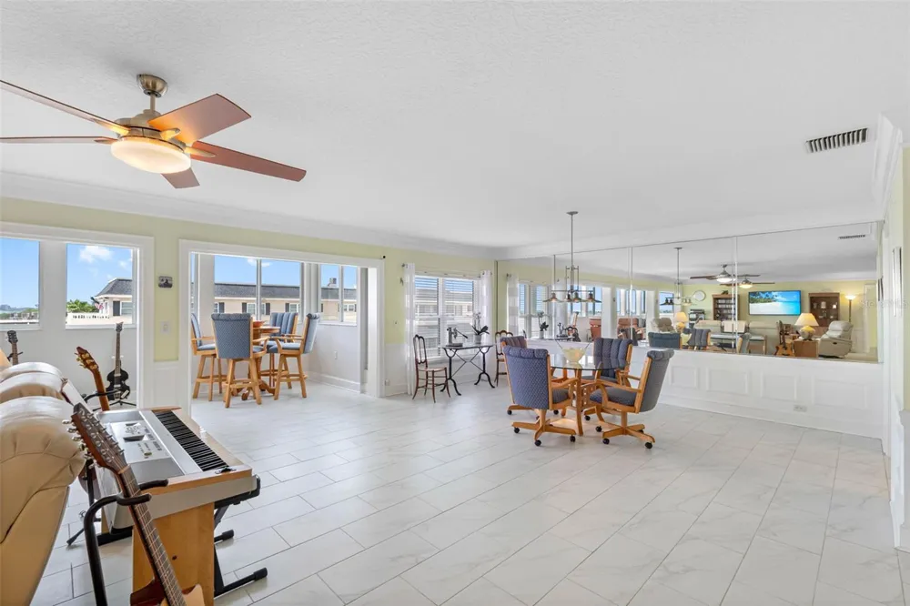 139 BLUFF VIEW DRIVE #407 Belleair Bluffs, FL 33770