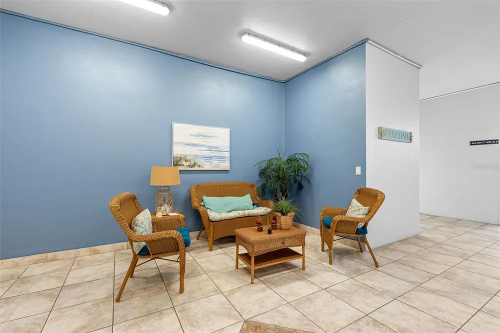 139 BLUFF VIEW DRIVE #407 Belleair Bluffs, FL 33770