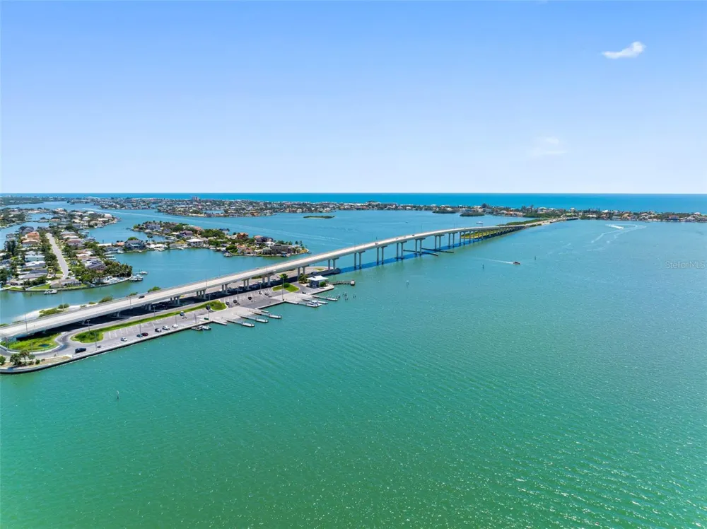 139 BLUFF VIEW DRIVE #407 Belleair Bluffs, FL 33770
