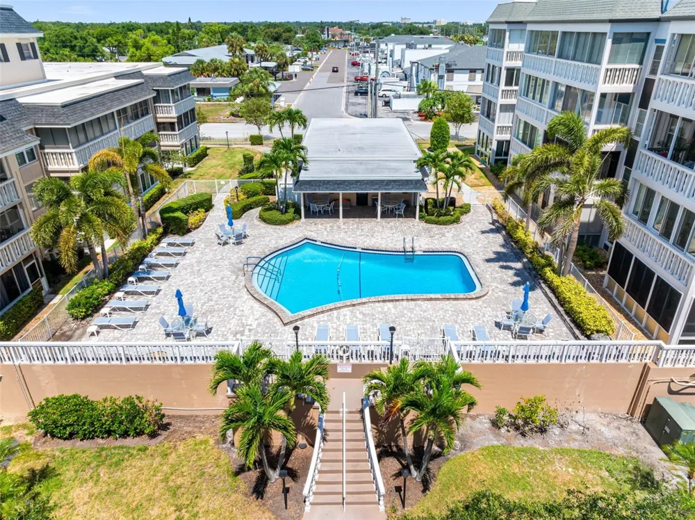 139 BLUFF VIEW DRIVE #407 Belleair Bluffs, FL 33770