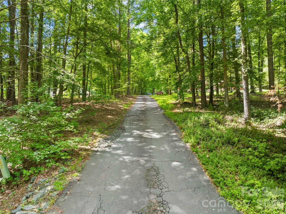 3406 Red Fox Trail Matthews, NC 28104