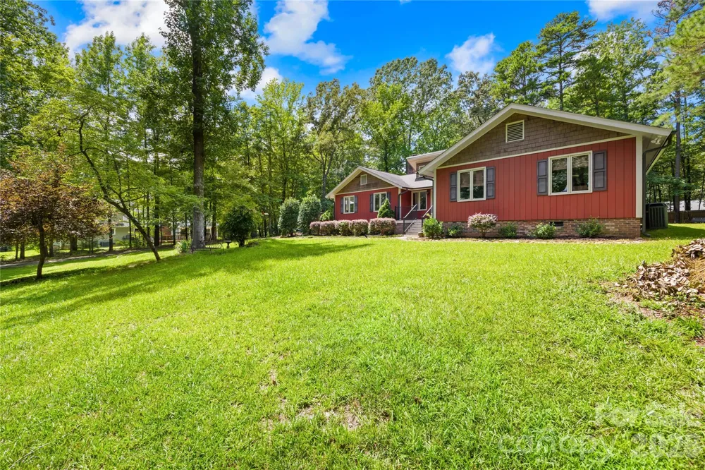3406 Red Fox Trail Matthews, NC 28104