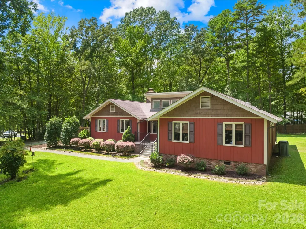 3406 Red Fox Trail Matthews, NC 28104