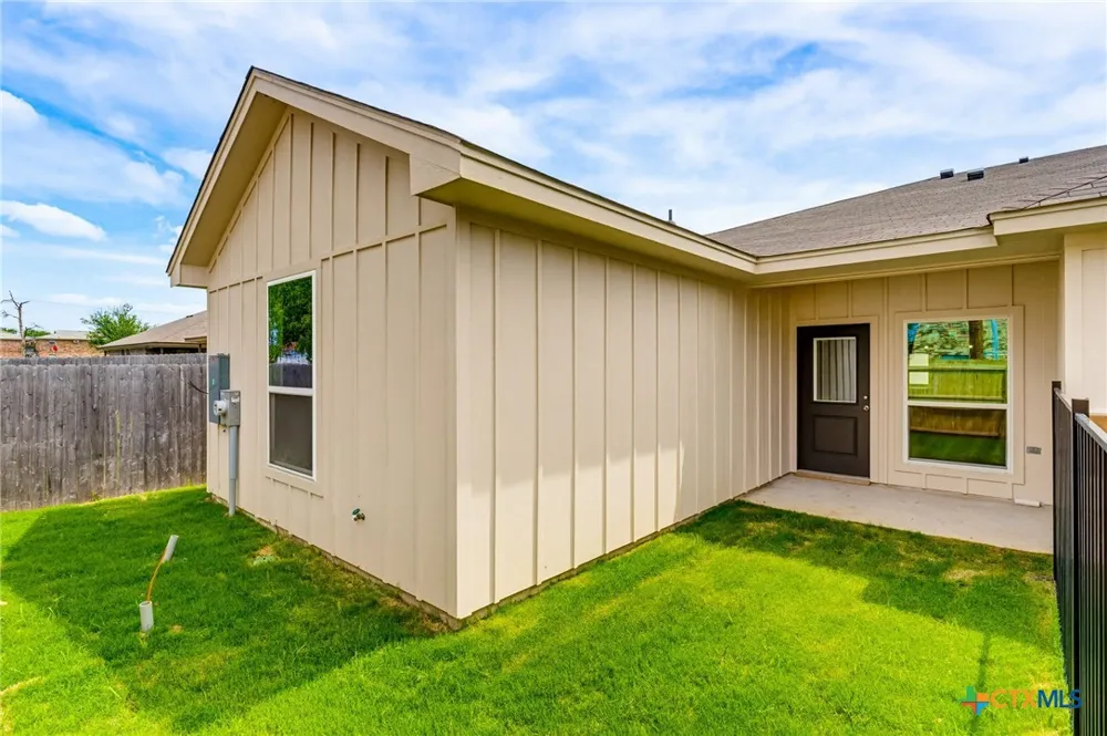 406 W Avenue C Copperas Cove, TX 76522