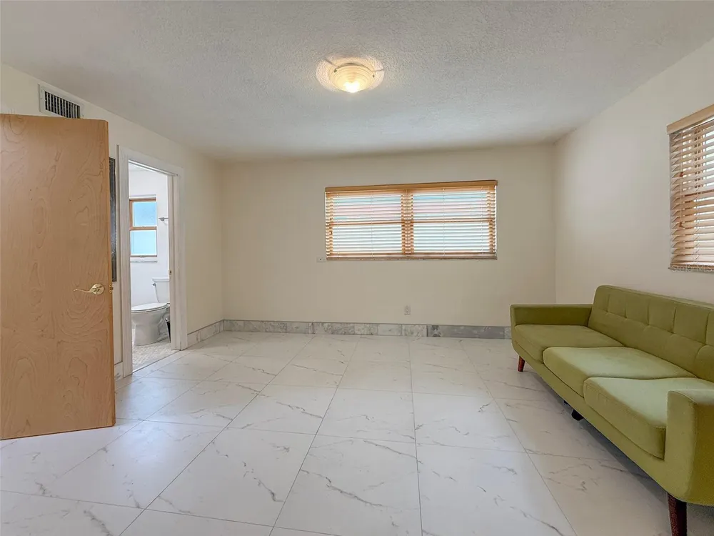 237 20TH AVENUE SE St Petersburg, FL 33705