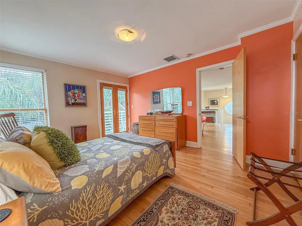 237 20TH AVENUE SE St Petersburg, FL 33705