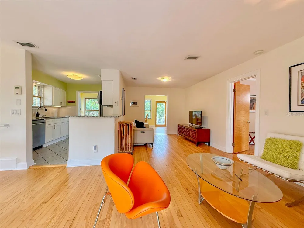 237 20TH AVENUE SE St Petersburg, FL 33705
