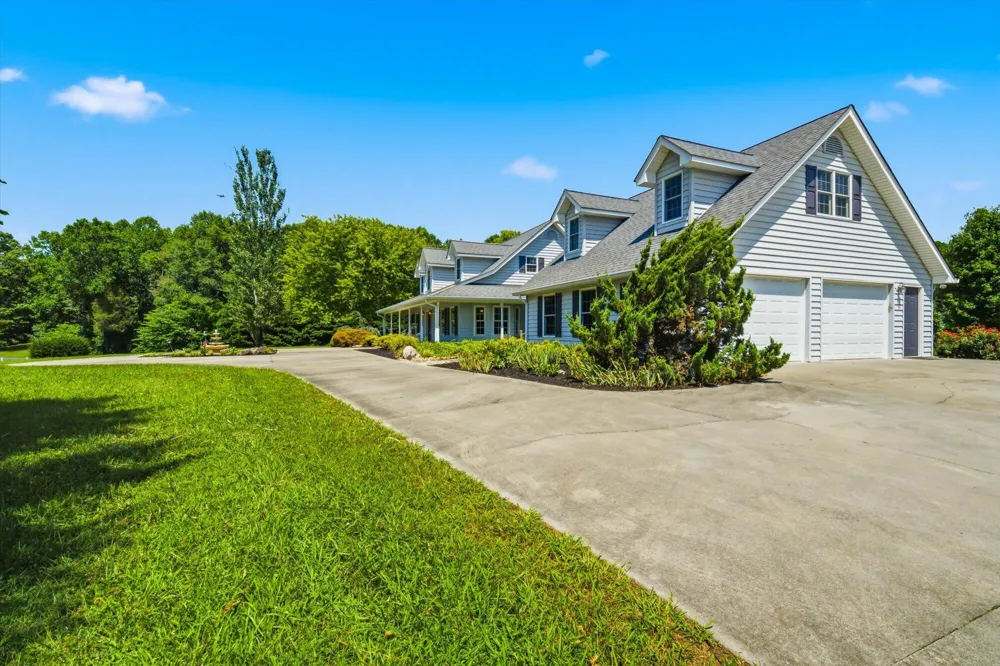 410 County Road 264 Niota, TN 37826