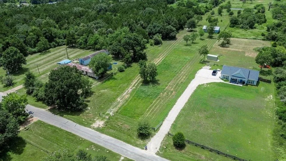 3853 College Street Sealy, TX 77474