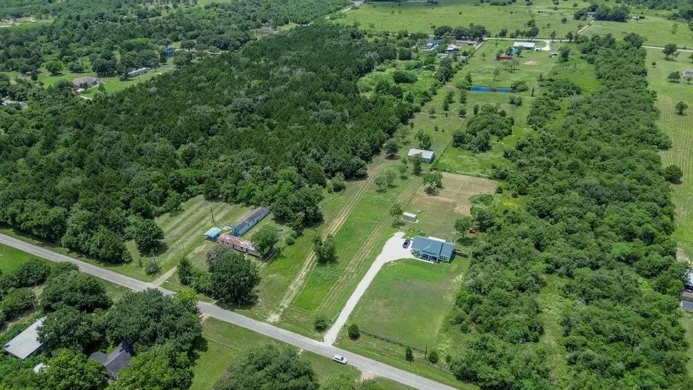 3853 College Street Sealy, TX 77474