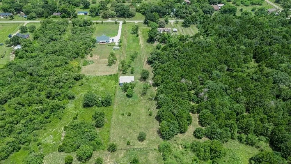 3853 College Street Sealy, TX 77474