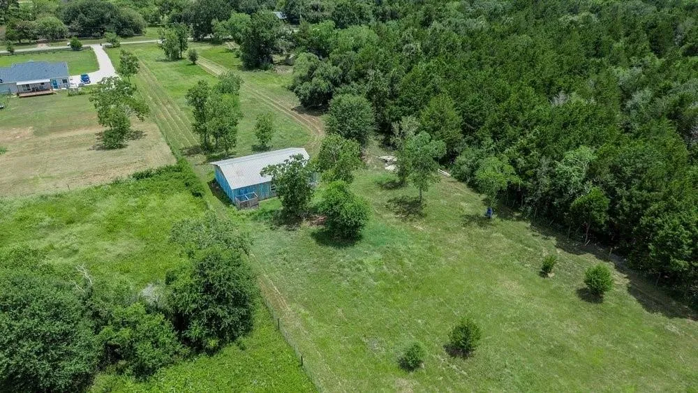 3853 College Street Sealy, TX 77474