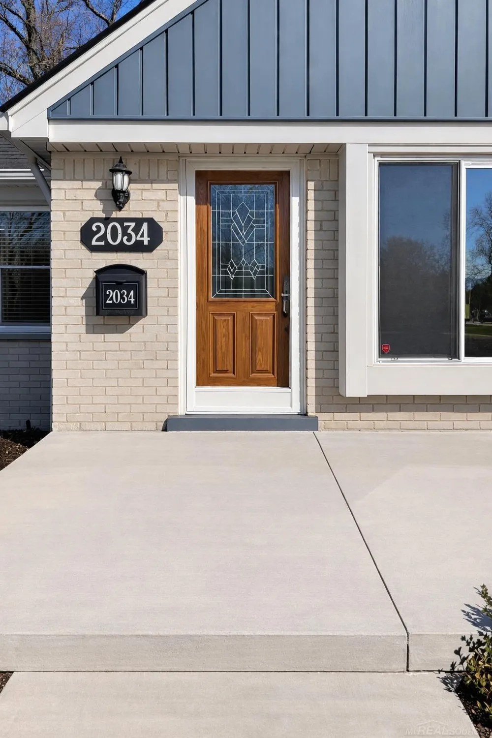 2034 Mortenson Boulevard Berkley City, MI 48072