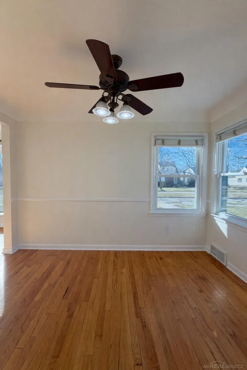 2034 Mortenson Boulevard Berkley City, MI 48072