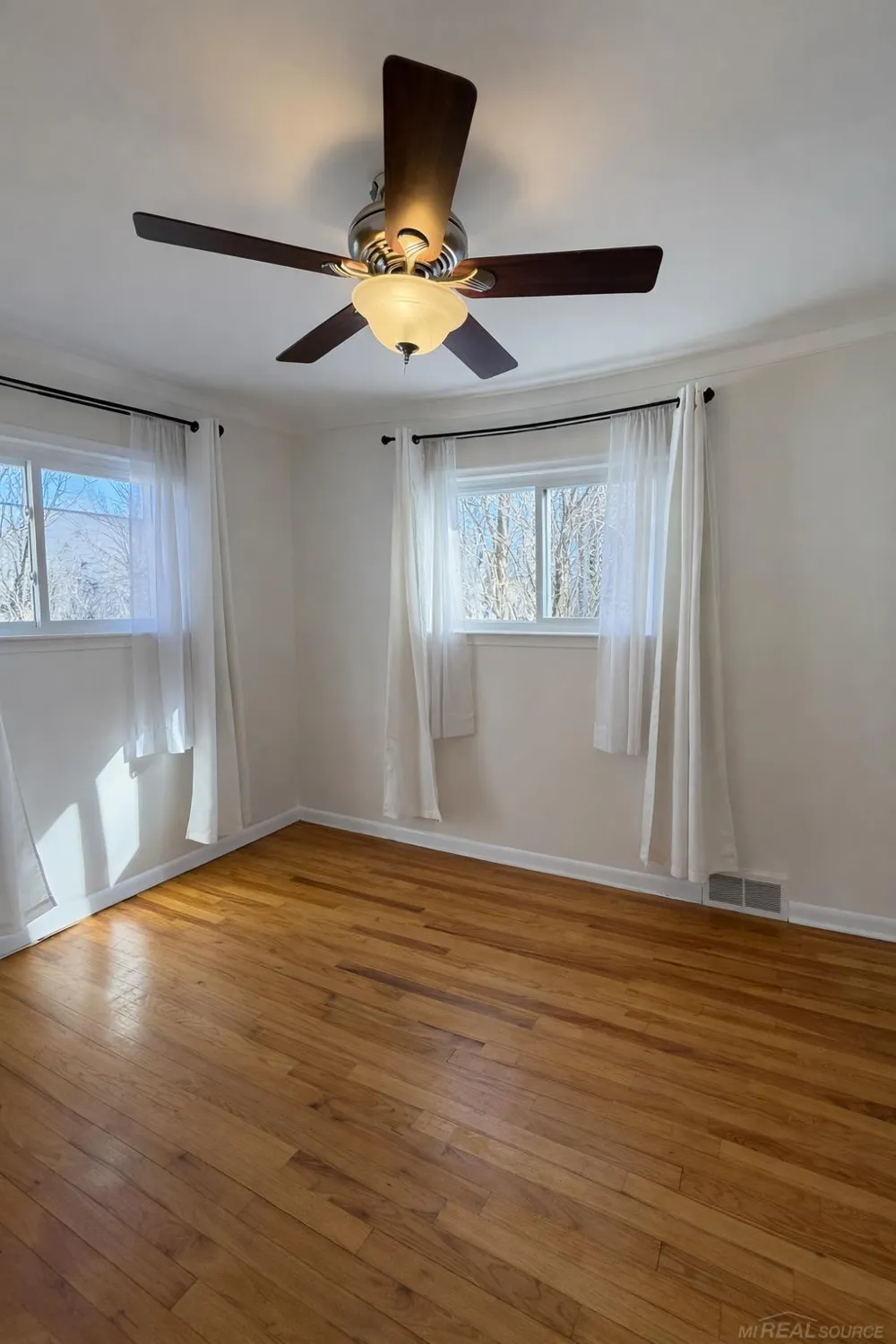 2034 Mortenson Boulevard Berkley City, MI 48072