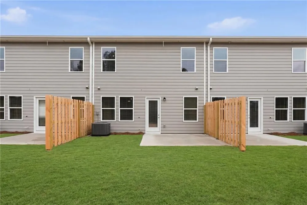 216 Norchester Avenue Hogansville, GA 30230