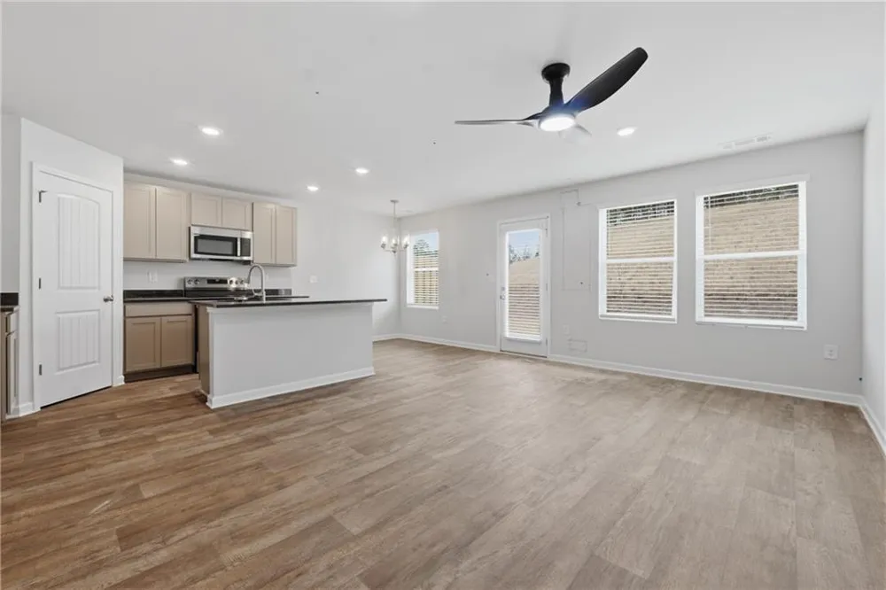 216 Norchester Avenue Hogansville, GA 30230