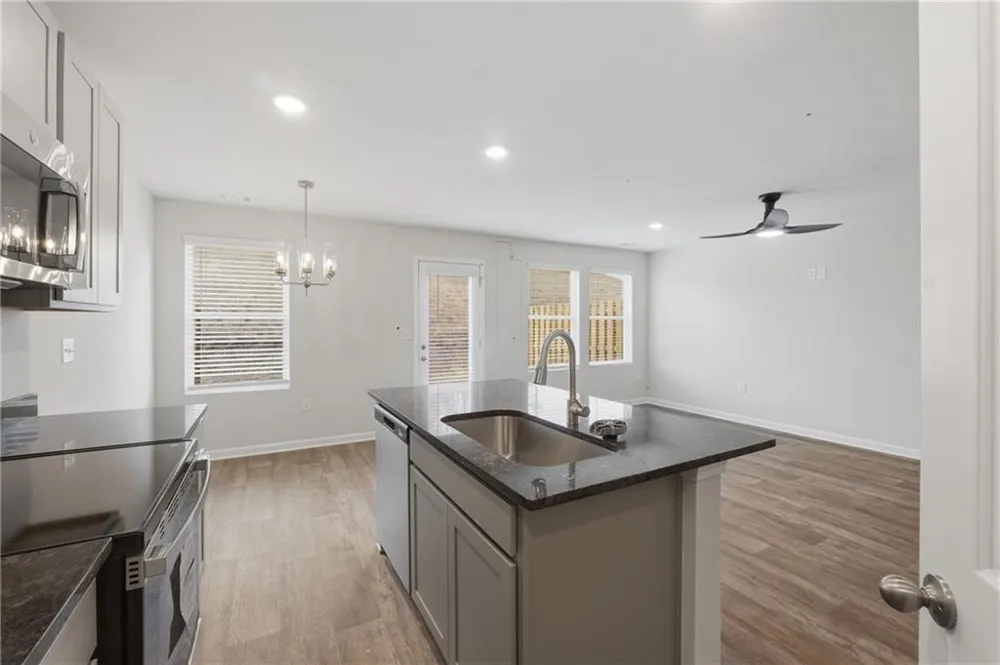 216 Norchester Avenue Hogansville, GA 30230