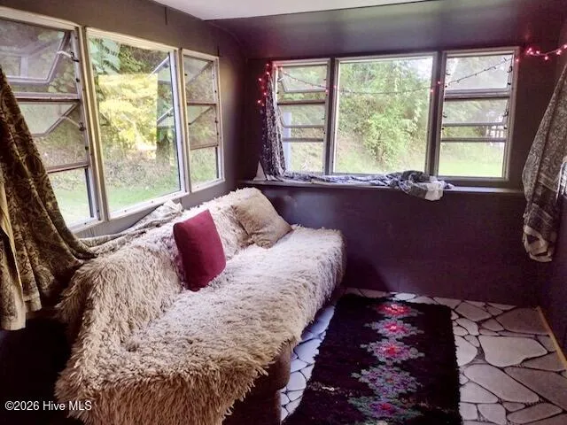208 Lakeview Drive Robbinsville, NC 28771