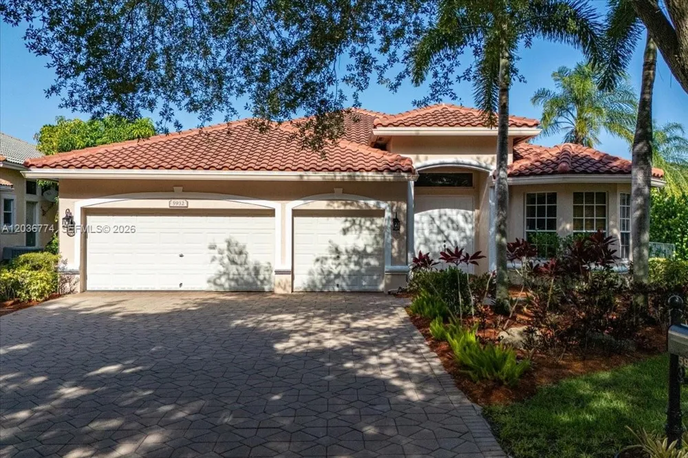 5932 NW 56th Cir Coral Springs, FL 33067