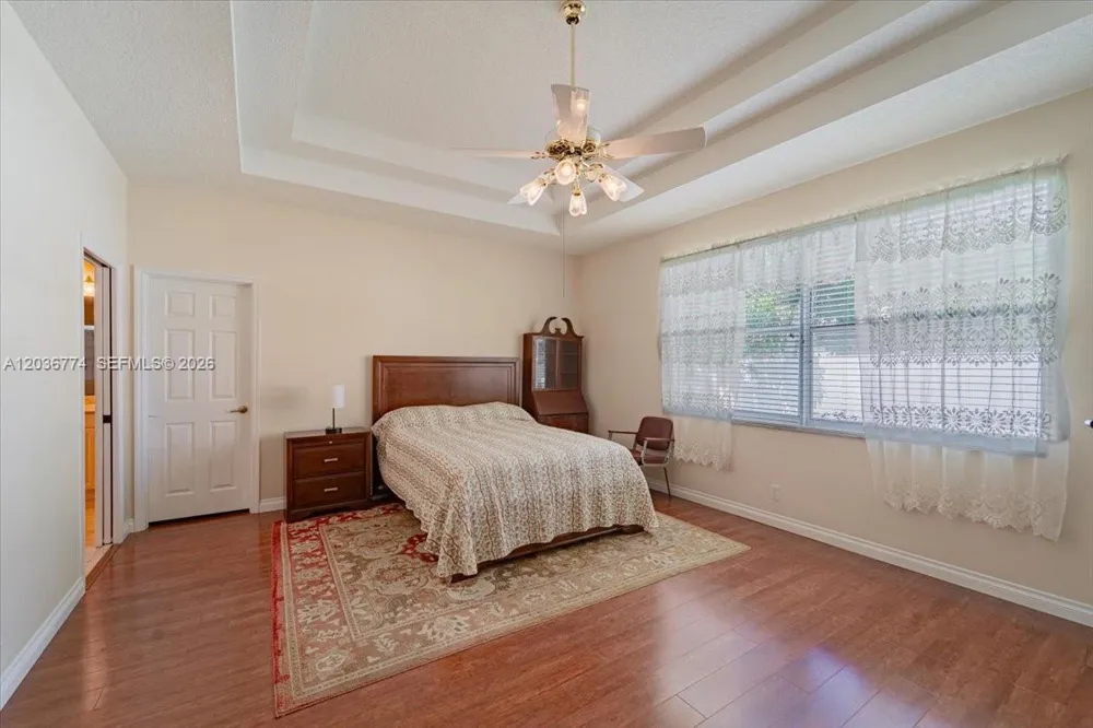 5932 NW 56th Cir Coral Springs, FL 33067